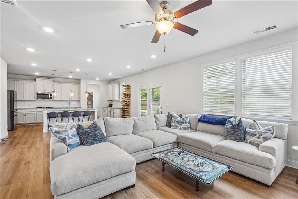 5 bedroom, 3 bathroom, 2,837 sq ft single family residence for sale at 217 Blue Iris Court, Winder, GA 30680 — photo 10