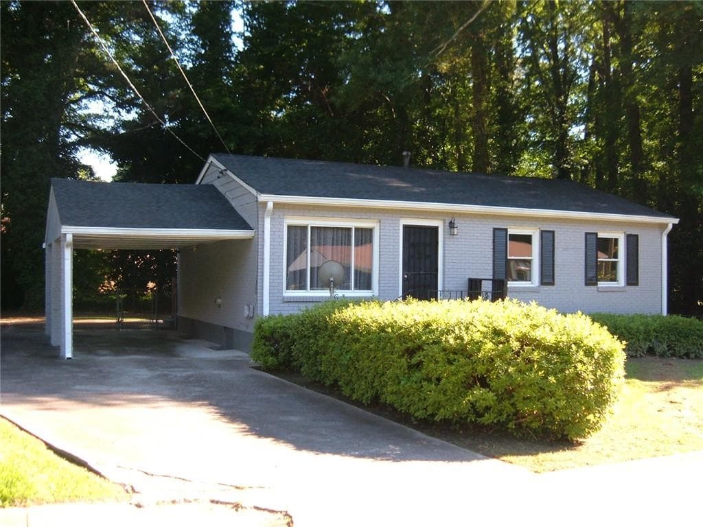 3 bedroom, 2 bathroom, 936 sq ft single family residence for sale at 3212 Delmar Lane, Atlanta, GA 30311 — photo 8