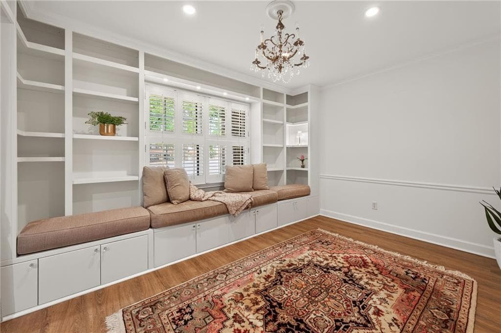 2 bedroom, 3 bathroom, 1,364 sq ft townhouse for sale at 26 Old Ivy Square 26, Atlanta, GA 30342 — photo 8