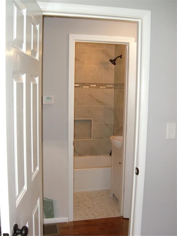 3 bedroom, 2 bathroom, 936 sq ft single family residence for sale at 3212 Delmar Lane, Atlanta, GA 30311 — photo 10