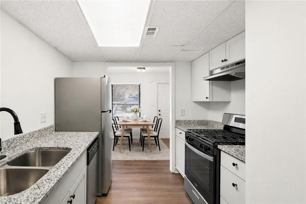 2 bedroom, 4 bathroom, 4,768 sq ft quadruplex for rent at 3847 Moran Way, Peachtree Corners, GA 30092 for $1,700 a month — photo 2