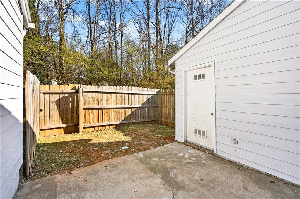 2 bedroom, 4 bathroom, 4,768 sq ft quadruplex for rent at 3847 Moran Way, Peachtree Corners, GA 30092 for $1,700 a month — photo 3