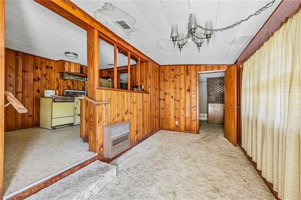 2 bedroom, 1 bathroom, 1,100 sq ft single family residence for sale at 8799 Pleasant Hill Road, Lithonia, GA 30058 — photo 5