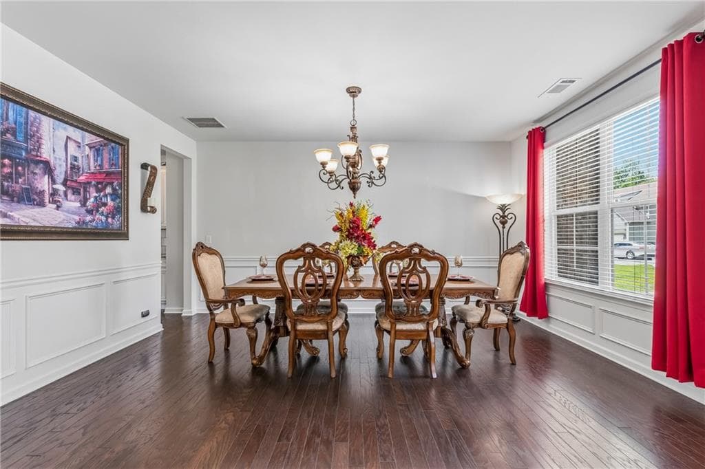 5 bedroom, 4 bathroom, 3,999 sq ft single family residence for sale at 7905 Brewton Creek Drive, Cumming, GA 30028 — photo 8