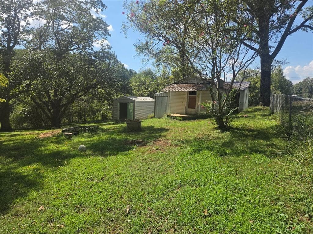 4 bedroom, 3 bathroom, 2,207 sq ft single family residence for sale at 3411 W State Rte 53, Jasper, GA 30143 — photo 6