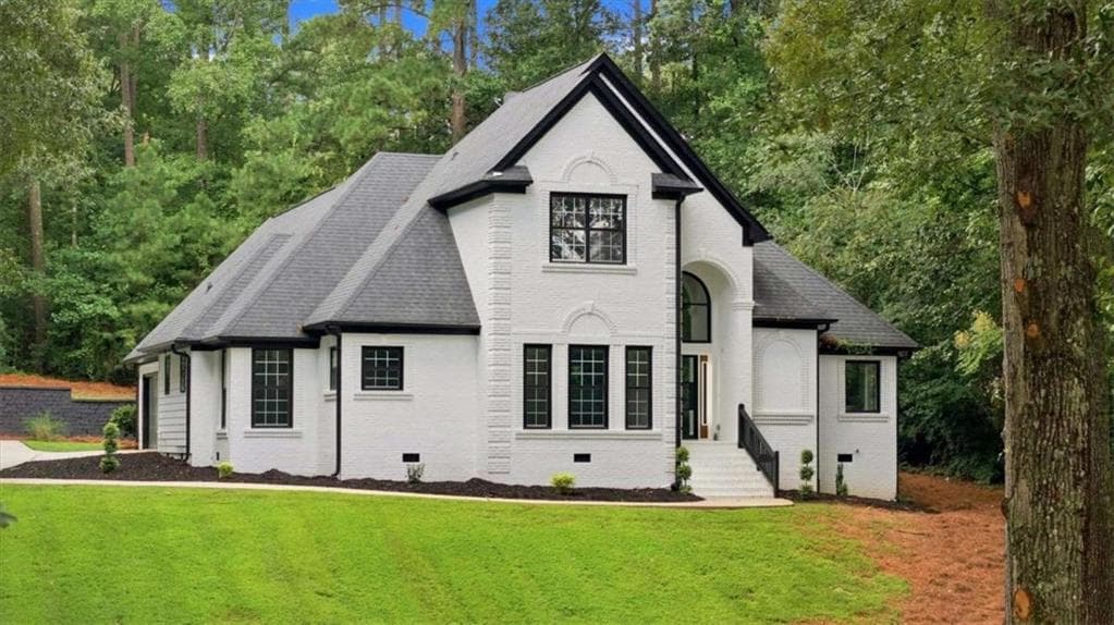 4 bedroom, 4 bathroom, 4,000 sq ft single family residence for rent at 141 Amicalola Way, Jonesboro, GA 30236 for $4,500 a month — photo 5