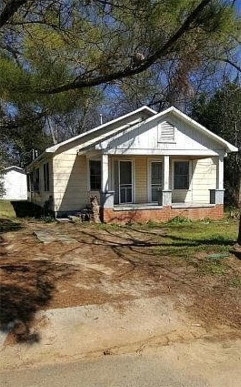 3 bedroom, 1 bathroom, 1,316 sq ft single family residence for sale at 539 Grenada Terrace, Macon, GA 31206
