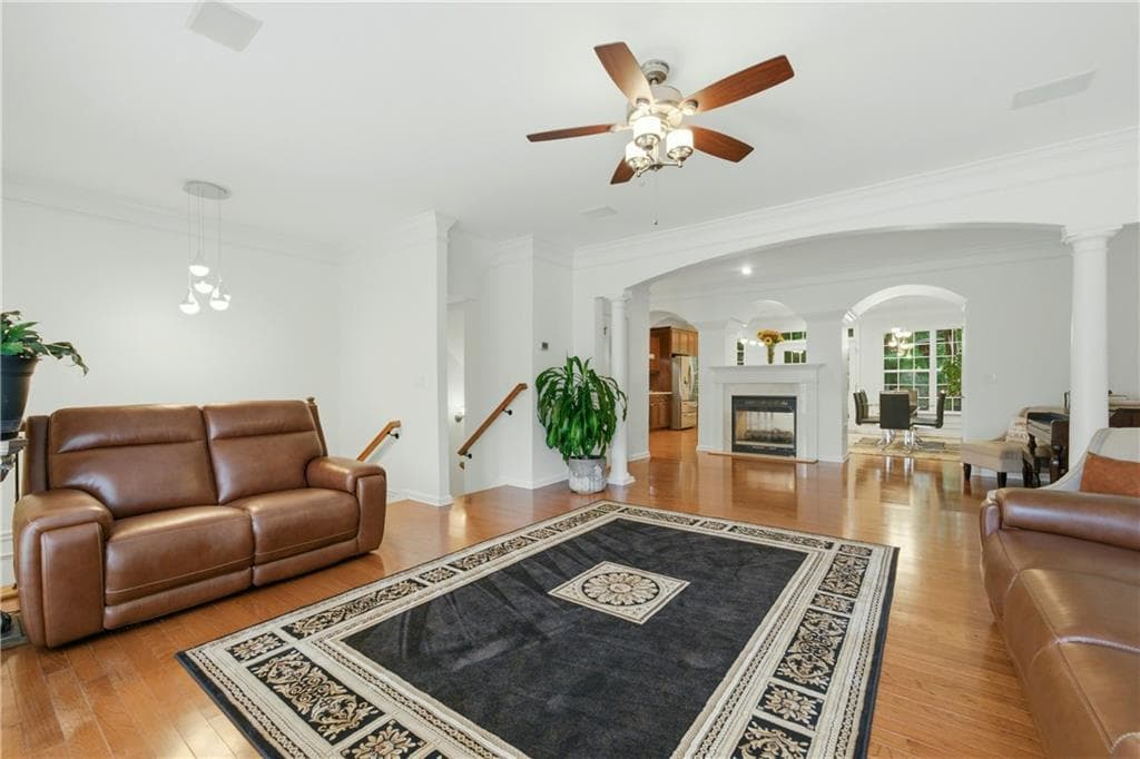 3 bedroom, 4 bathroom, 2,646 sq ft townhouse for sale at 3976 Old Atlanta Station Court 8, Atlanta, GA 30339 — photo 4