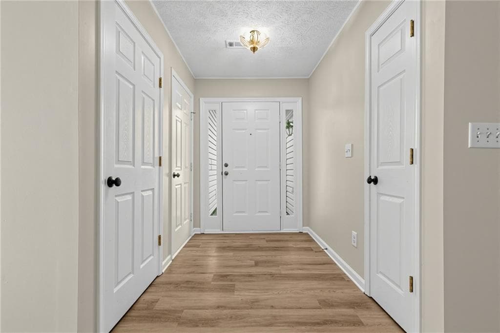 3 bedroom, 2 bathroom, 2,248 sq ft single family residence for sale at 2720 Matlin Way, Buford, GA 30519 — photo 5
