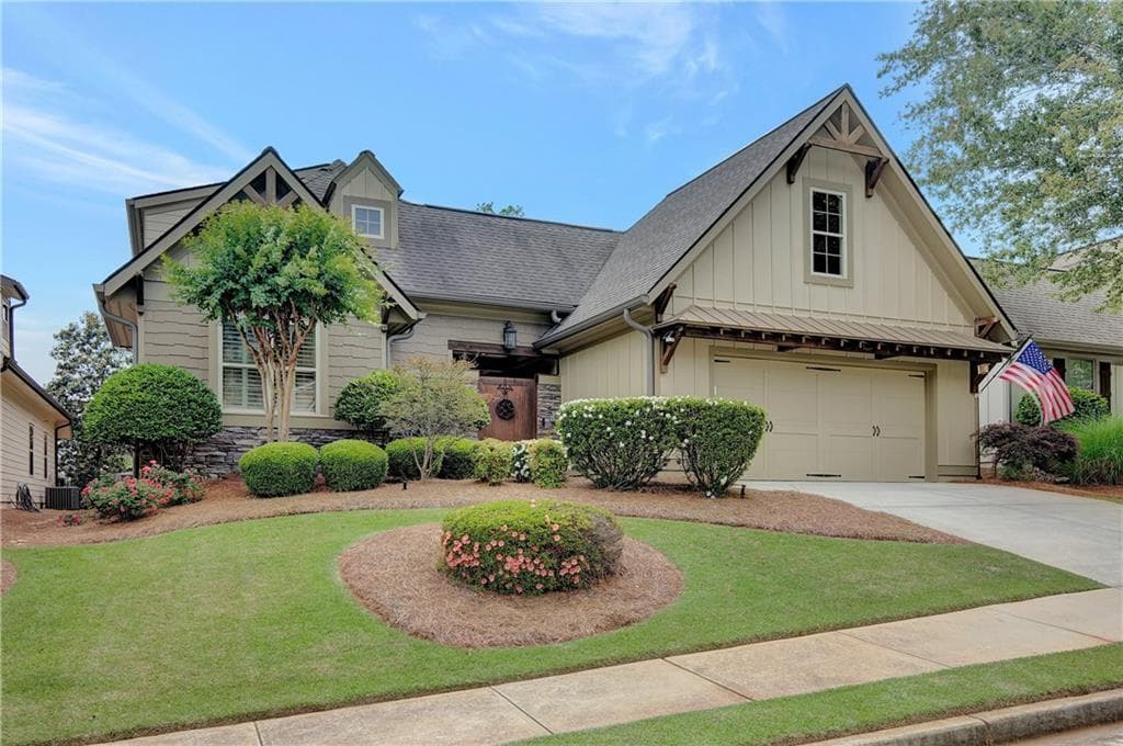 4 bedroom, 5 bathroom, 3,048 sq ft single family residence for sale at 14 Beacon Crest, Newnan, GA 30265