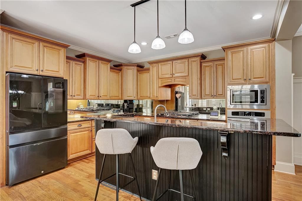 4 bedroom, 5 bathroom, 3,048 sq ft single family residence for sale at 14 Beacon Crest, Newnan, GA 30265 — photo 8