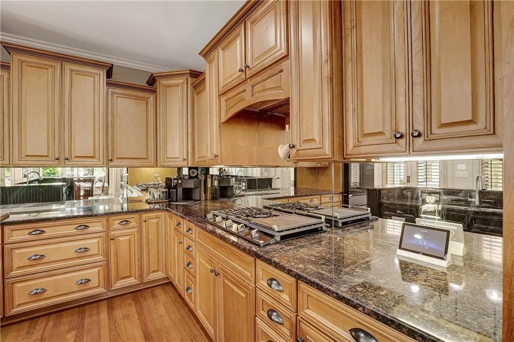 4 bedroom, 5 bathroom, 3,048 sq ft single family residence for sale at 14 Beacon Crest, Newnan, GA 30265 — photo 9