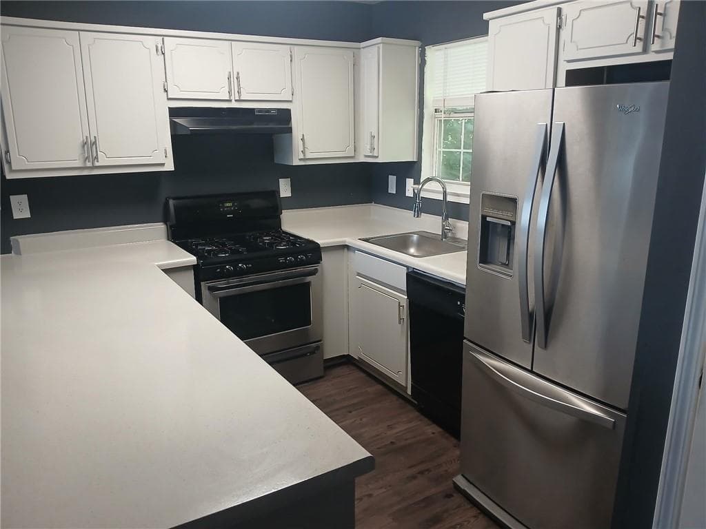 1 bedroom, 1 bathroom, 963 sq ft apartment for rent at 2023 Sitser Lane, Atlanta, GA 30349 for $1,150 a month — photo 3