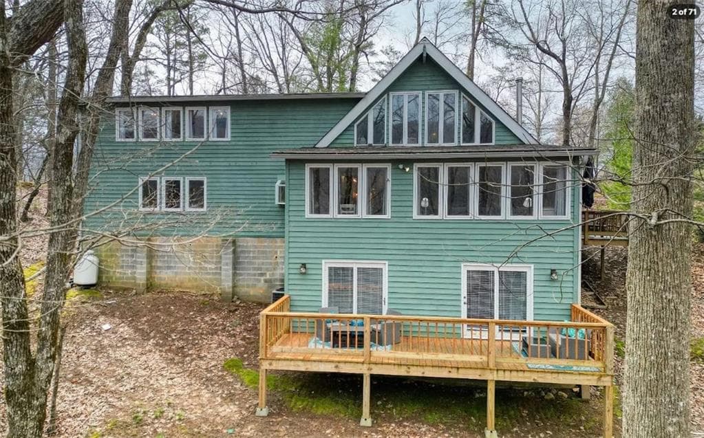 4 bedroom, 5 bathroom, 2,244 sq ft single family residence for sale at 555 Laurel Ridge Drive, Ellijay, GA 30536 — photo 5