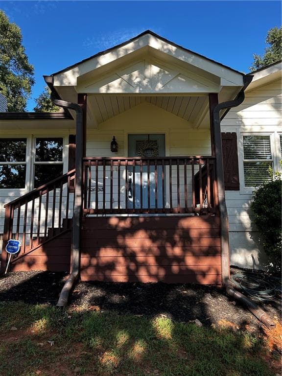 3 bedroom, 2 bathroom, 1,500 sq ft single family residence for sale at 1738 Sandy Court, Snellville, GA 30078 — photo 4