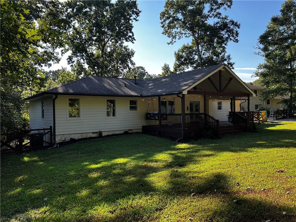 3 bedroom, 2 bathroom, 1,500 sq ft single family residence for sale at 1738 Sandy Court, Snellville, GA 30078 — photo 7