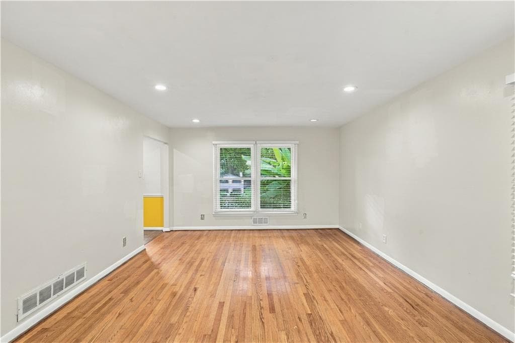 4 bedroom, 3 bathroom, 2,560 sq ft single family residence for rent at 3310 Chase Road, Atlanta, GA 30341 for $3,500 a month — photo 7