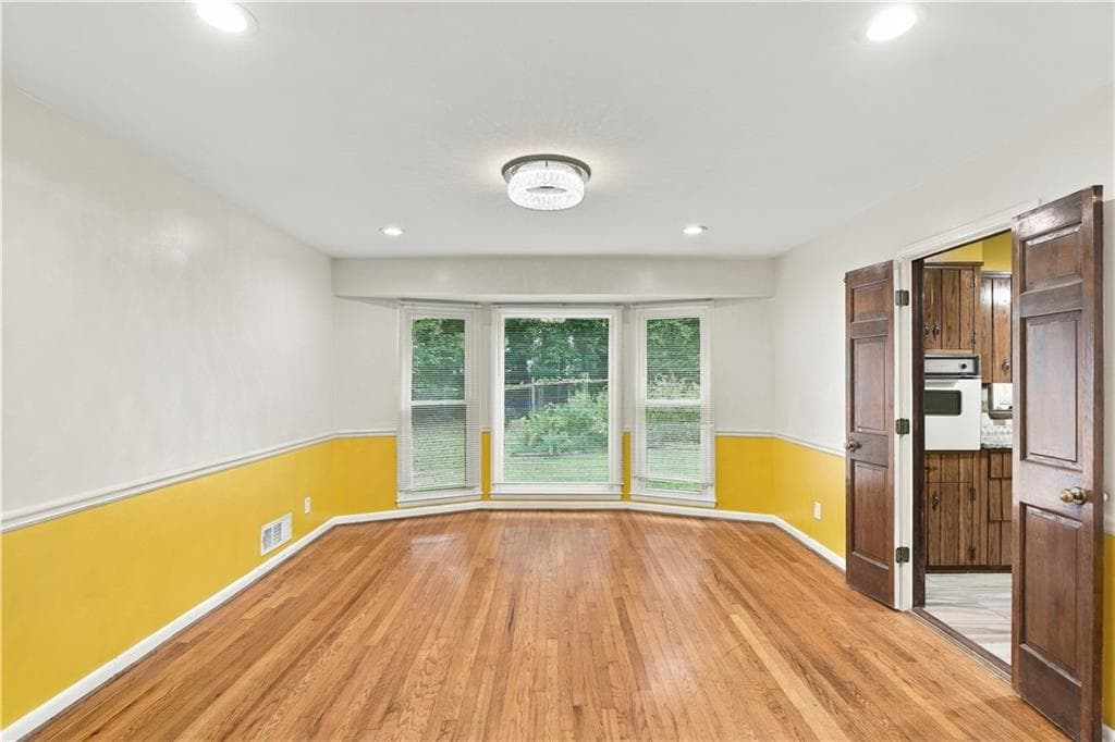4 bedroom, 3 bathroom, 2,560 sq ft single family residence for rent at 3310 Chase Road, Atlanta, GA 30341 for $3,500 a month — photo 9