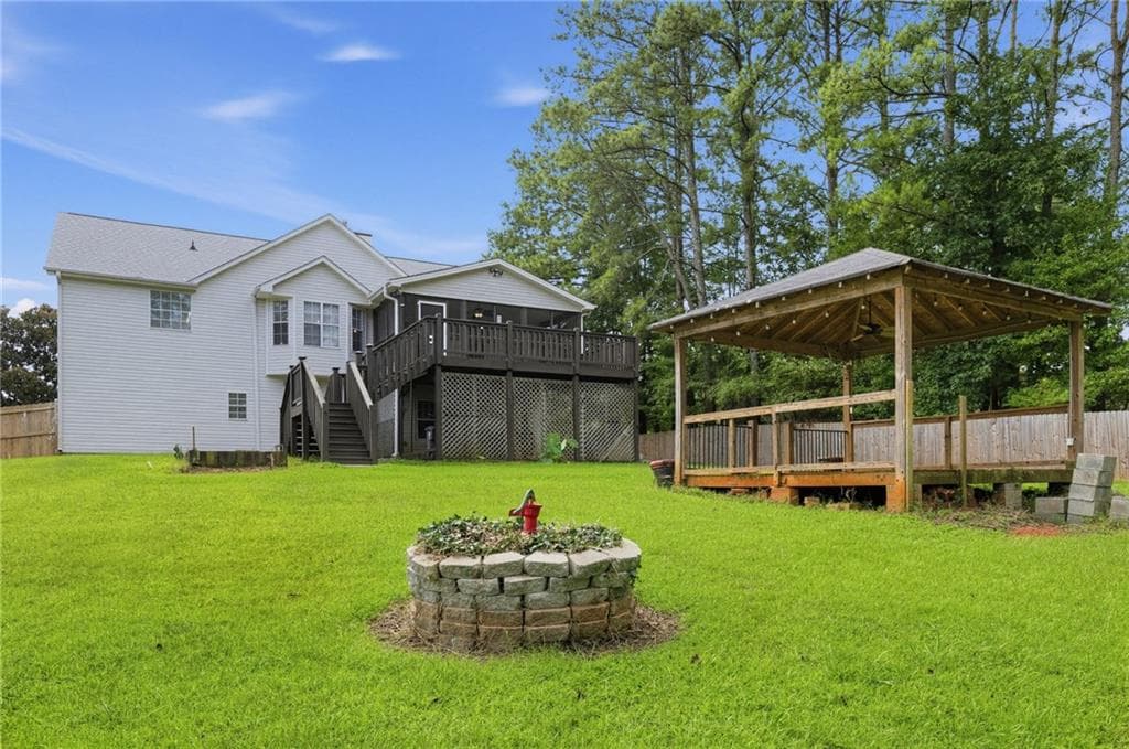 6 bedroom, 3 bathroom, 2,154 sq ft single family residence for sale at 2366 Old Lower River Road, Douglasville, GA 30135 — photo 4