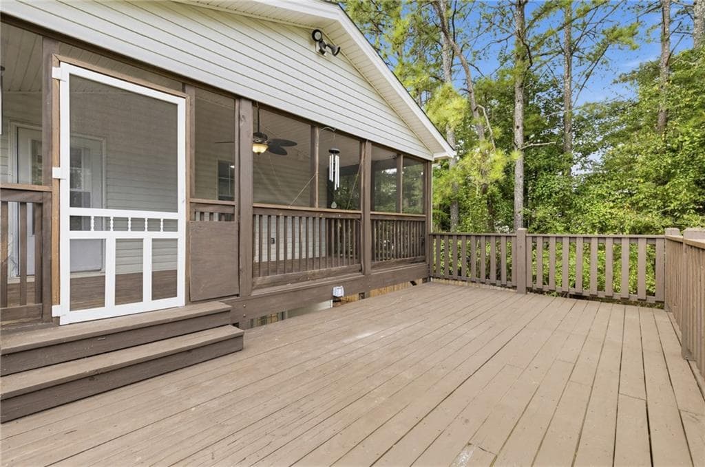 6 bedroom, 3 bathroom, 2,154 sq ft single family residence for sale at 2366 Old Lower River Road, Douglasville, GA 30135 — photo 6