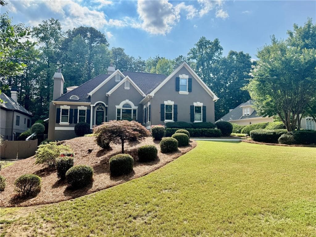 5 bedroom, 5 bathroom, 4,350 sq ft single family residence for sale at 7605 Wentworth Drive, Duluth, GA 30097 — photo 3