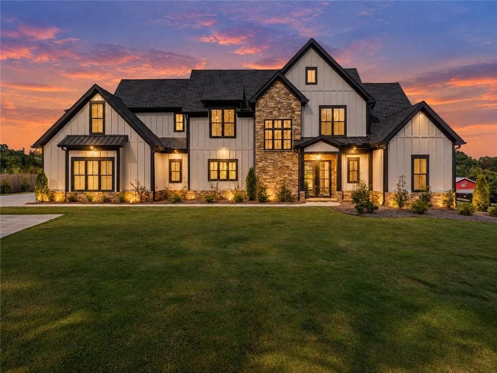 5 bedroom, 6 bathroom, 3,842 sq ft single family residence for sale at 2275 Dr Bramblett Road, Cumming, GA 30028 — photo 2