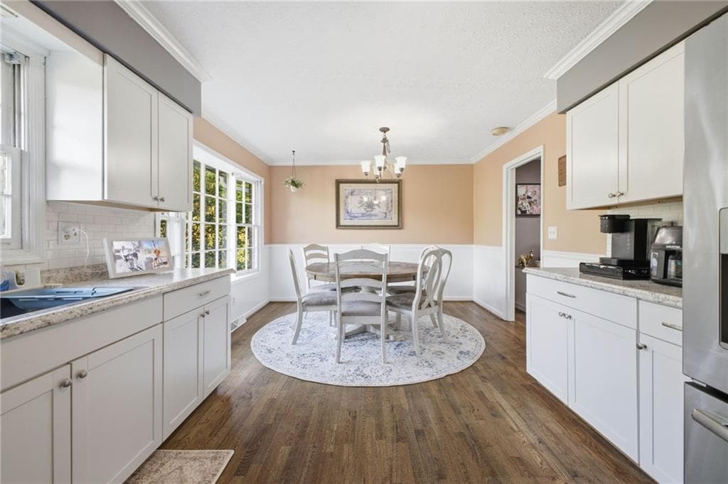 4 bedroom, 3 bathroom, 2,548 sq ft single family residence for sale at 43 Ridgeview Drive, Silver Creek, GA 30173 — photo 10