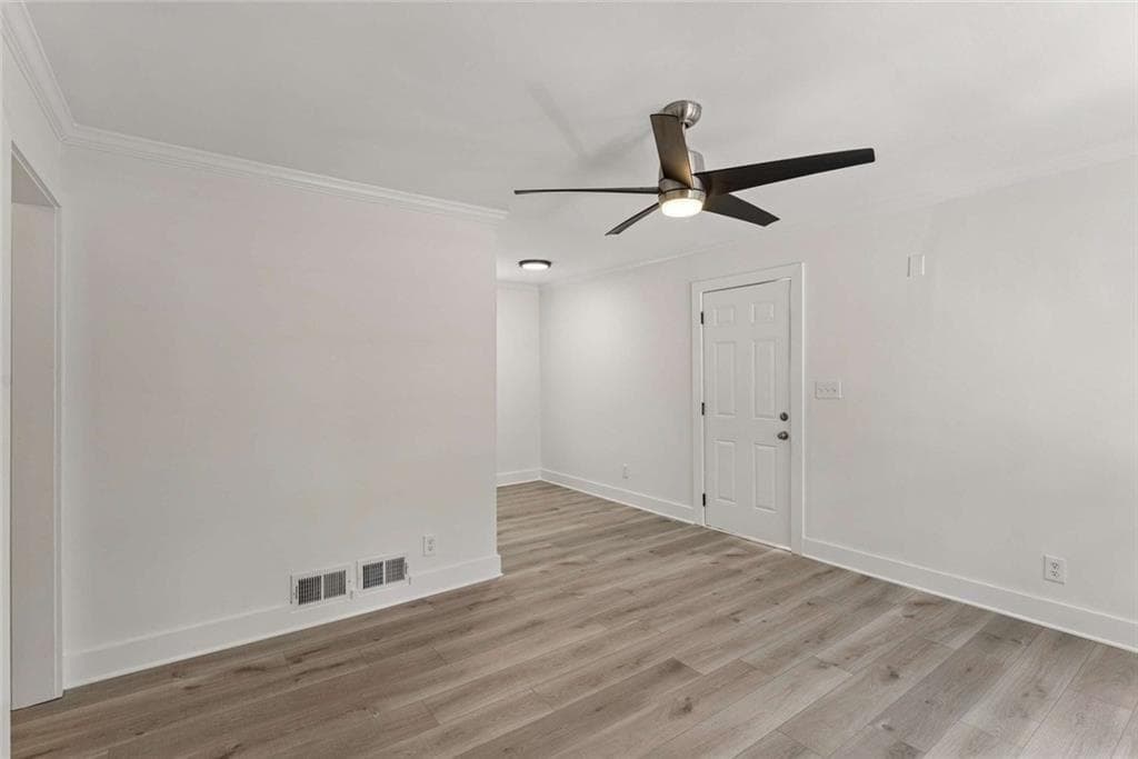 3 bedroom, 1 bathroom, 784 sq ft single family residence for sale at 612 Hickory Trail, Mableton, GA 30126 — photo 7
