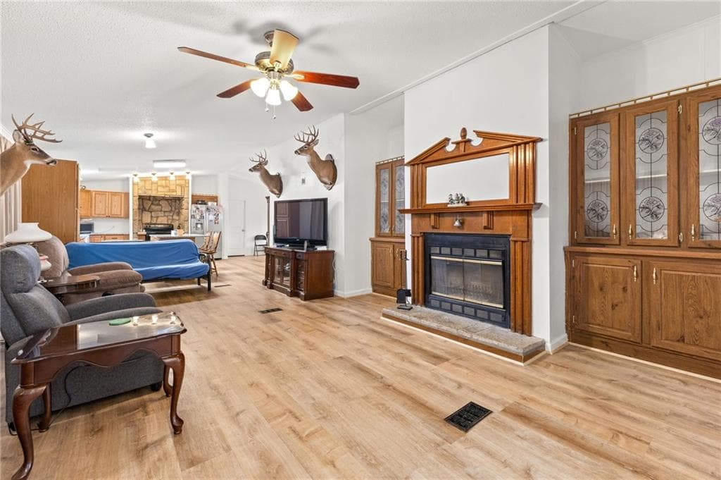 4 bedroom, 3 bathroom, 2,184 sq ft single family residence for sale at 4597 Highway 334, Commerce, GA 30530 — photo 4