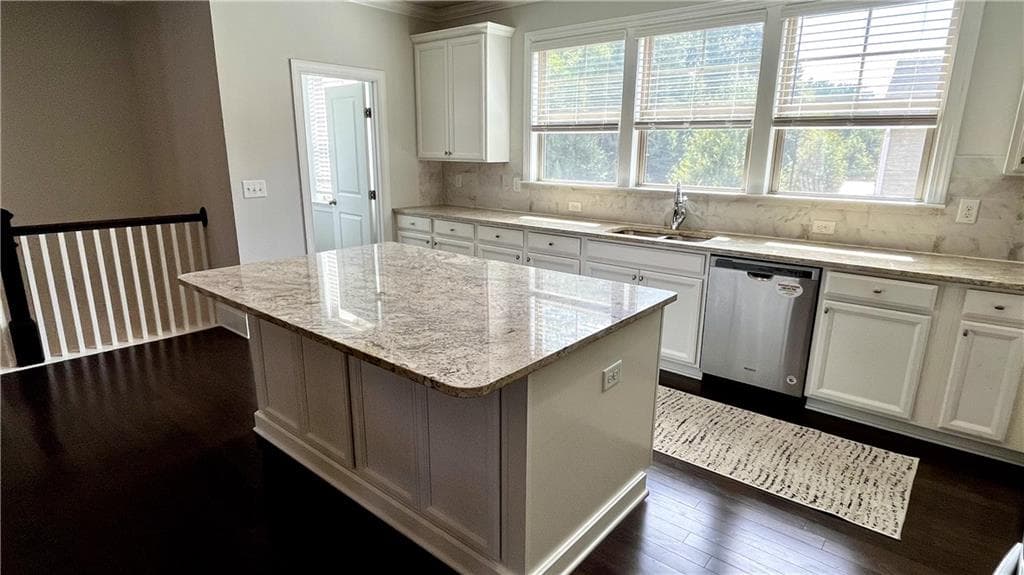 4 bedroom, 4 bathroom, 2,614 sq ft townhouse for sale at 2277 Fremont Drive 4, Marietta, GA 30068 — photo 6