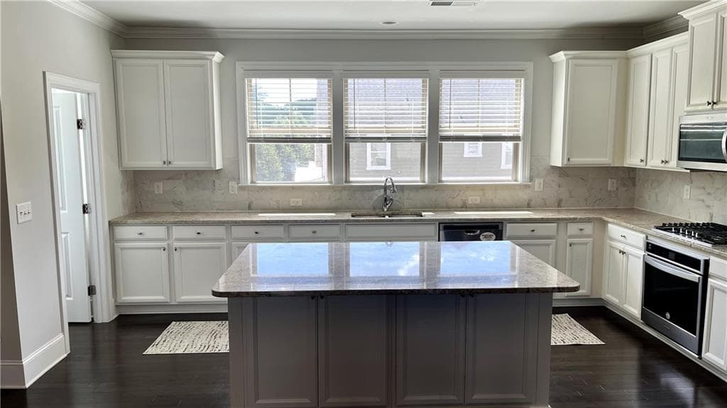 4 bedroom, 4 bathroom, 2,614 sq ft townhouse for sale at 2277 Fremont Drive 4, Marietta, GA 30068 — photo 7