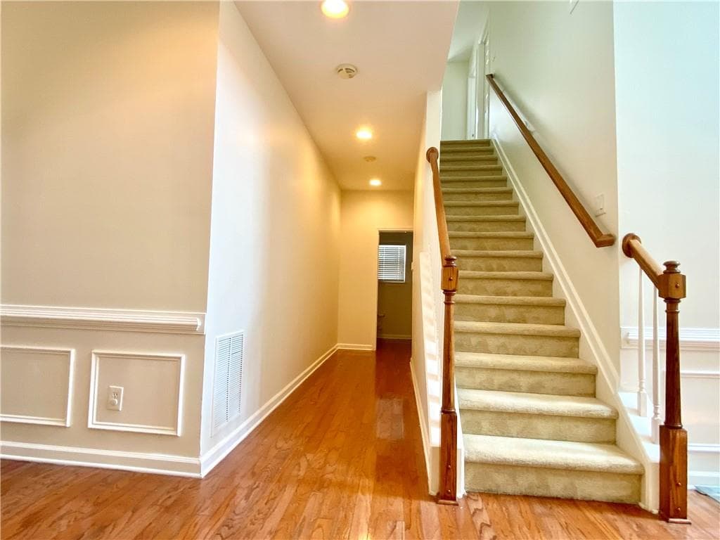 4 bedroom, 3 bathroom, 2,577 sq ft single family residence for sale at 1113 Overview Drive, Lawrenceville, GA 30044 — photo 10