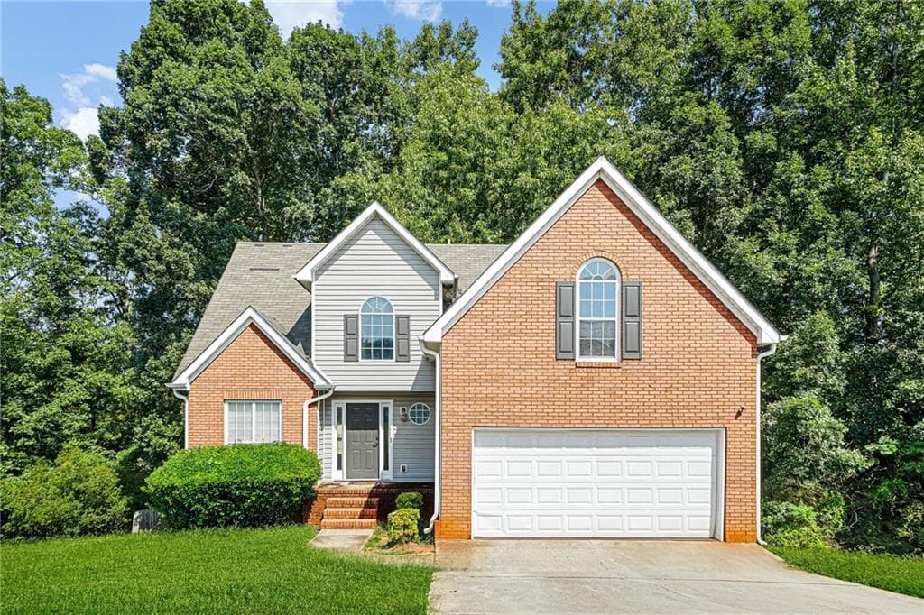 5 bedroom, 5 bathroom, 3,204 sq ft single family residence for sale at 1347 Vine Circle, Mcdonough, GA 30253