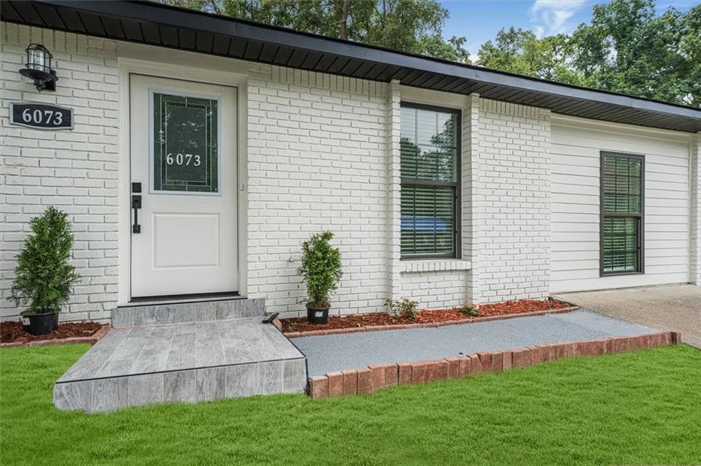 3 bedroom, 2 bathroom, 1,450 sq ft single family residence for rent at 6073 Fieldcrest Drive, Morrow, GA 30260 for $1,950 a month — photo 2