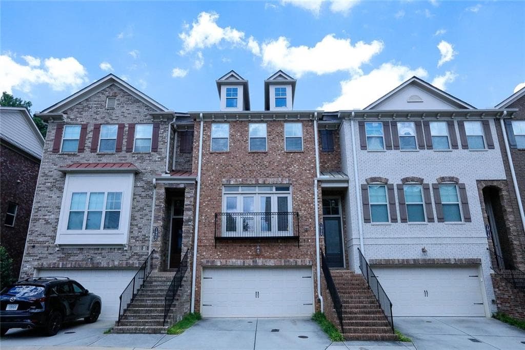 3 bedroom, 4 bathroom, 2,213 sq ft townhouse for rent at 1920 Townsend Court, Atlanta, GA 30329 for $3,650 a month — photo 1 of 48