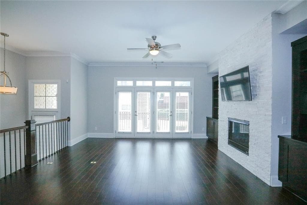 3 bedroom, 4 bathroom, 2,213 sq ft townhouse for rent at 1920 Townsend Court, Atlanta, GA 30329 for $3,650 a month — photo 6