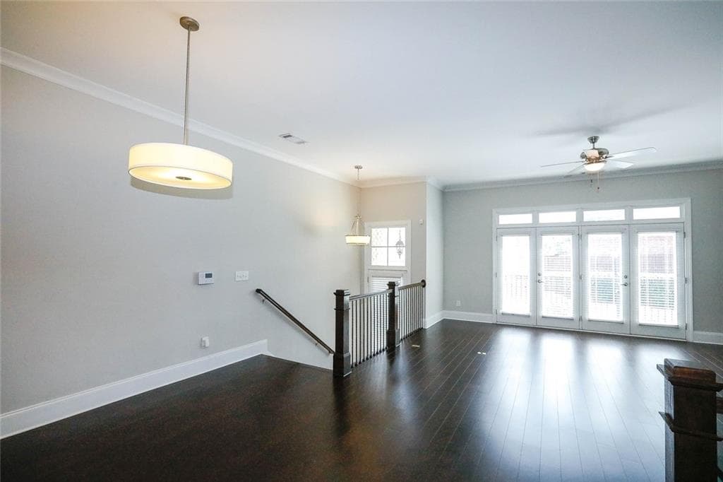 3 bedroom, 4 bathroom, 2,213 sq ft townhouse for rent at 1920 Townsend Court, Atlanta, GA 30329 for $3,650 a month — photo 8