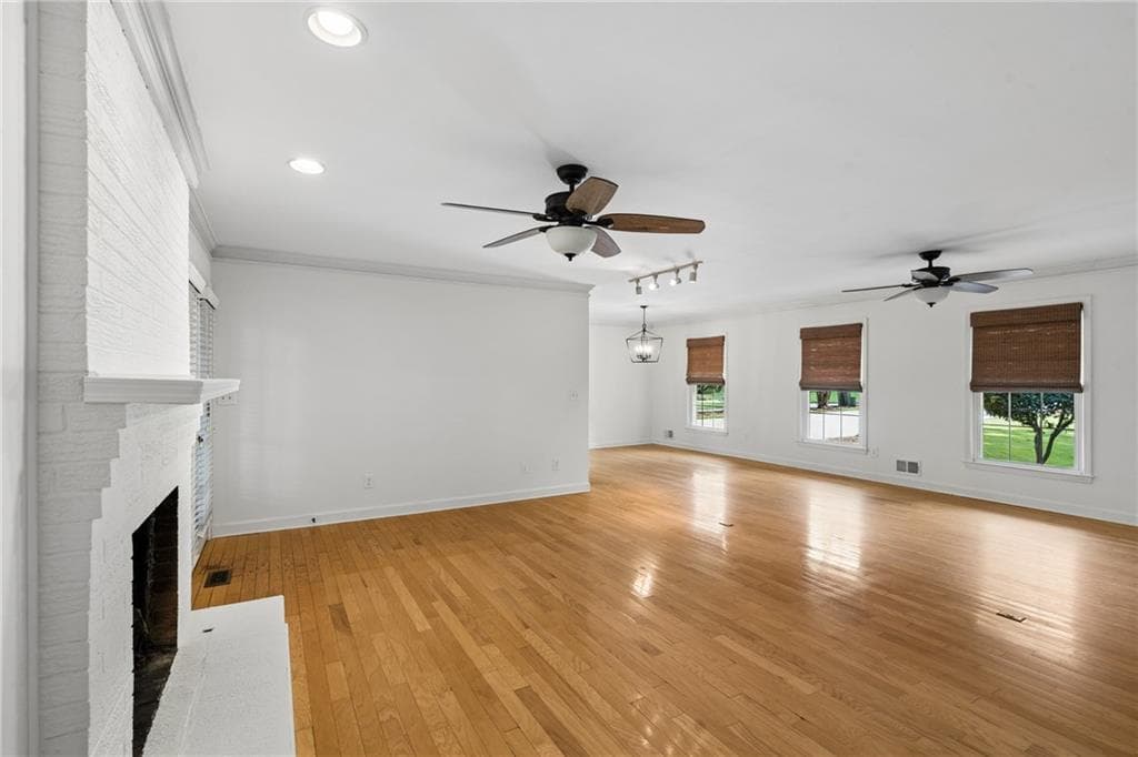 4 bedroom, 2 bathroom, 2,122 sq ft single family residence for sale at 6855 Ramundo Drive, Atlanta, GA 30360 — photo 5