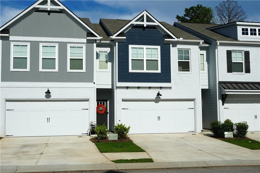 3 bedroom, 3 bathroom, 1,808 sq ft townhouse for rent at 2486 Honey Way, Conyers, GA 30013 for $2,550 a month — photo 3