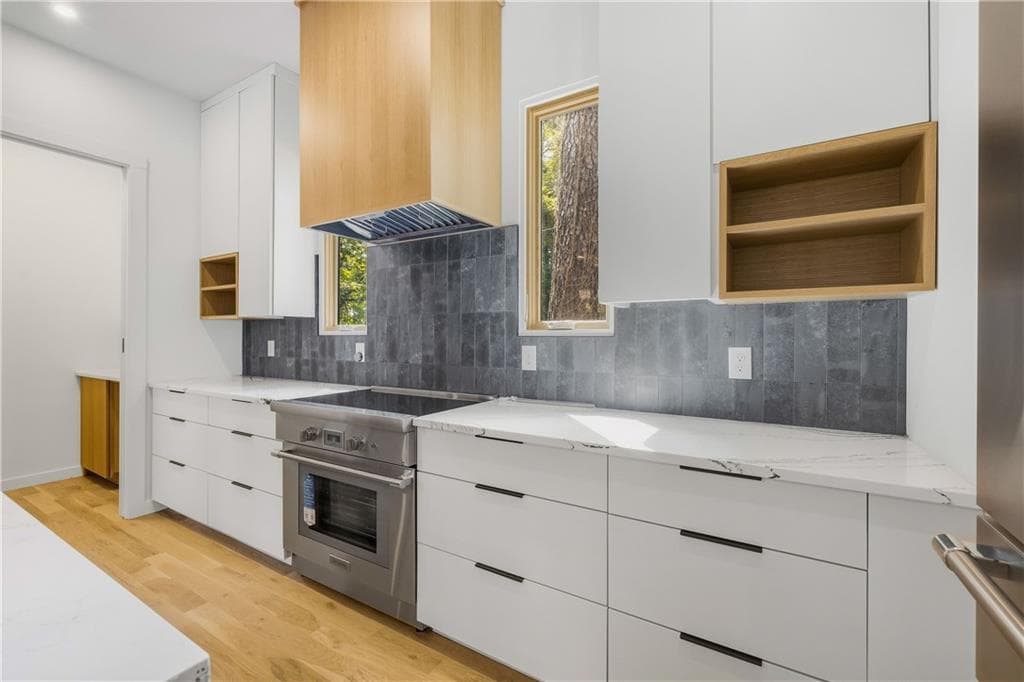 5 bedroom, 4 bathroom townhouse for sale at 1010 Boulevard SE A, Atlanta, GA 30312 — photo 8