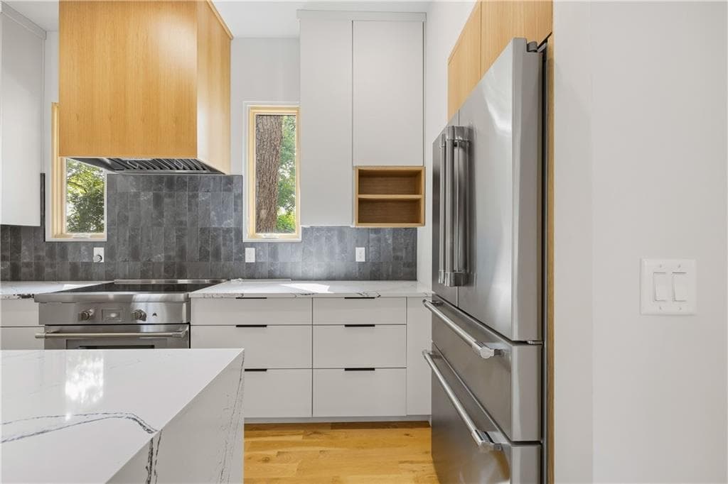5 bedroom, 4 bathroom townhouse for sale at 1010 Boulevard SE A, Atlanta, GA 30312 — photo 9