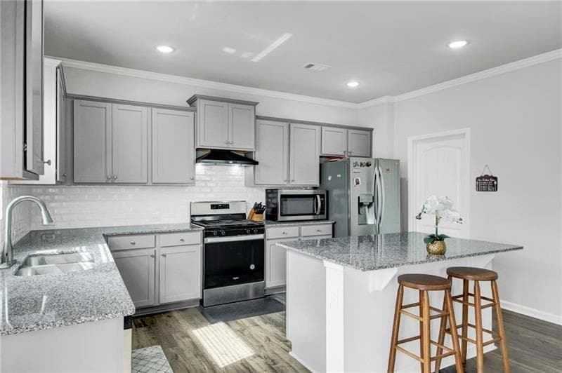 5 bedroom, 3 bathroom, 2,845 sq ft single family residence for rent at 4770 Burningbush Way, Cumming, GA 30040 for $3,500 a month — photo 9