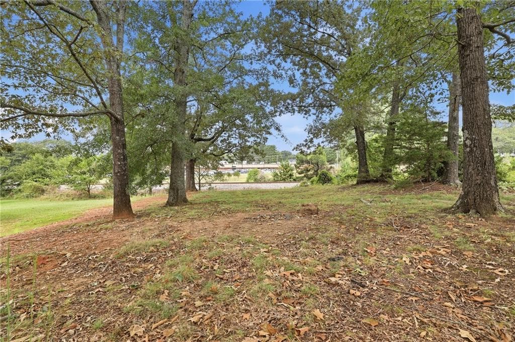 3 bedroom, 2 bathroom, 1,218 sq ft single family residence for sale at 6214 Helen Street, Lula, GA 30554 — photo 6
