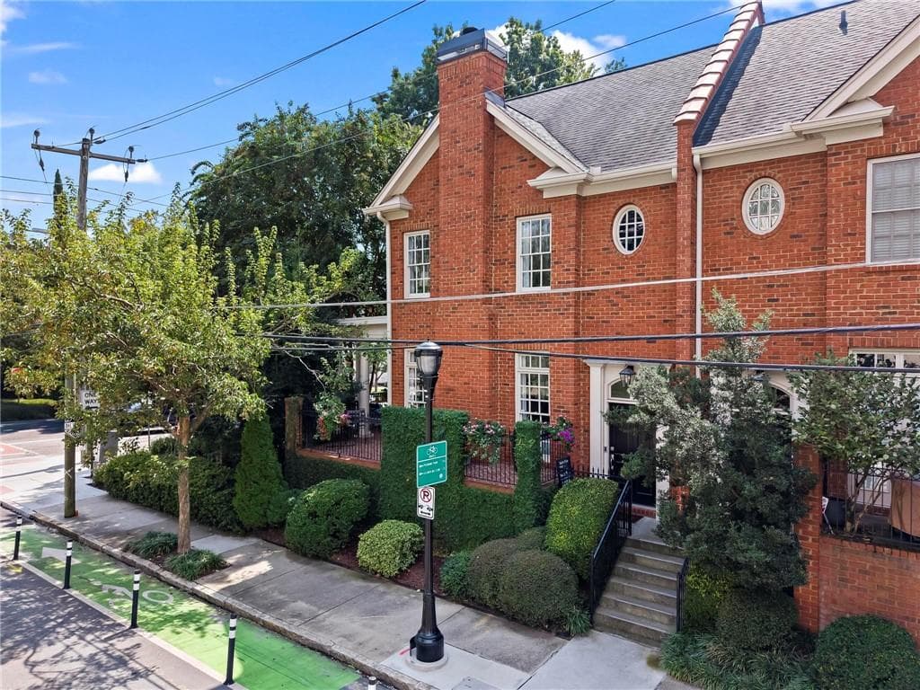 2 bedroom, 3 bathroom, 1,648 sq ft condominium for sale at 774 Piedmont Avenue 2A, Atlanta, GA 30308 — photo 2