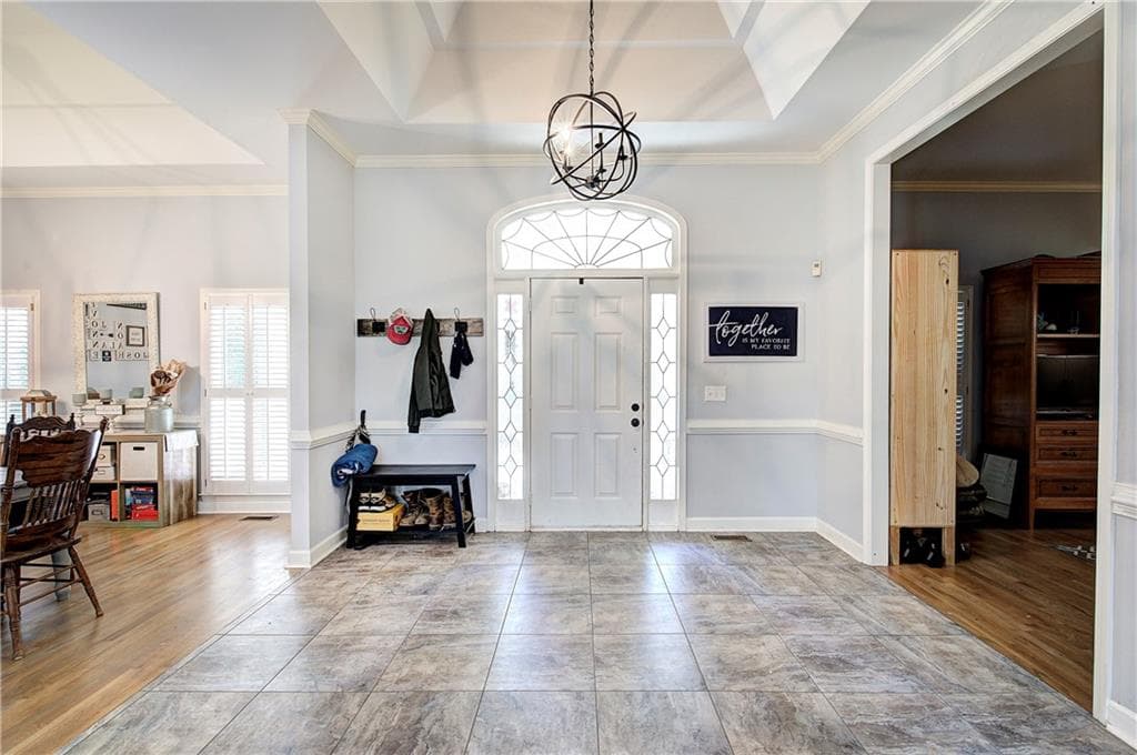 3 bedroom, 3 bathroom, 3,060 sq ft single family residence for sale at 220 Connesena Road, Kingston, GA 30145 — photo 2