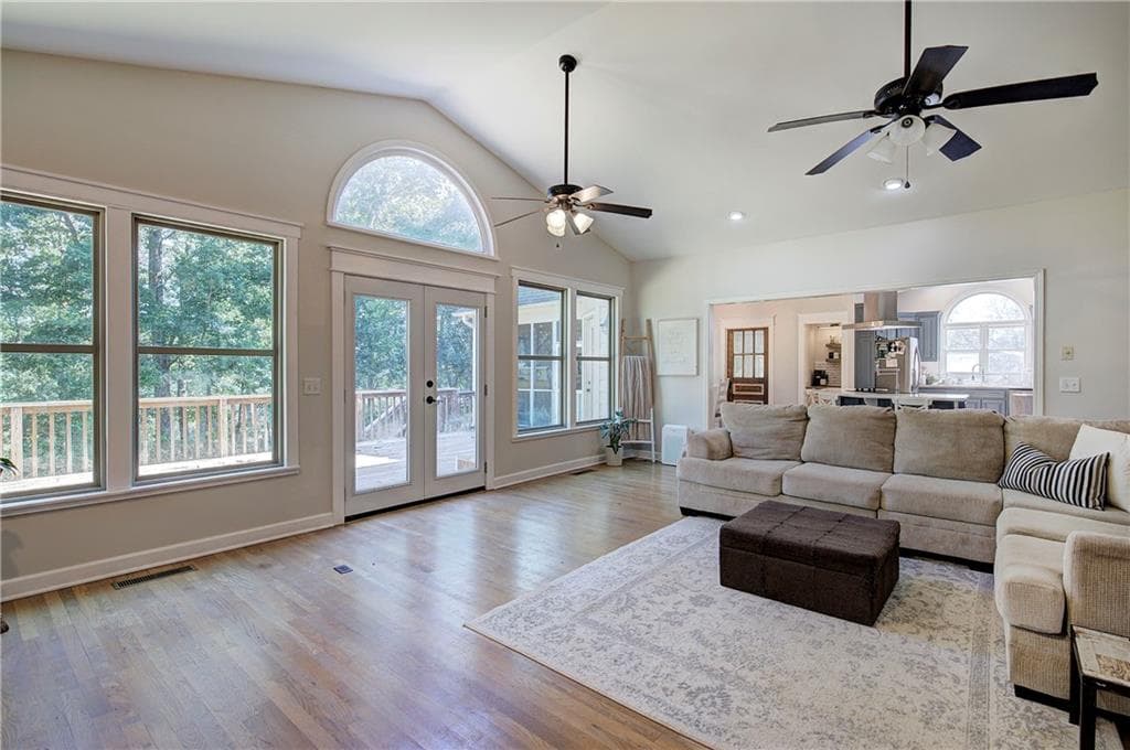 3 bedroom, 3 bathroom, 3,060 sq ft single family residence for sale at 220 Connesena Road, Kingston, GA 30145 — photo 6