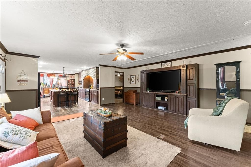 3 bedroom, 2 bathroom, 1,800 sq ft single family residence for sale at 93 Rider Road Spur, Dawsonville, GA 30534 — photo 6