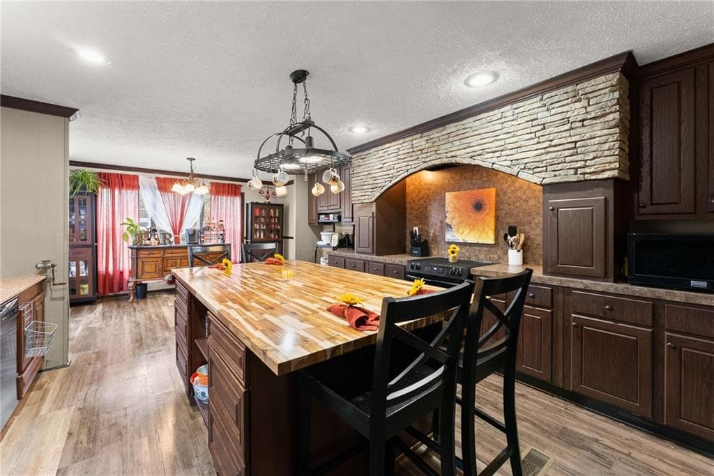 3 bedroom, 2 bathroom, 1,800 sq ft single family residence for sale at 93 Rider Road Spur, Dawsonville, GA 30534 — photo 7