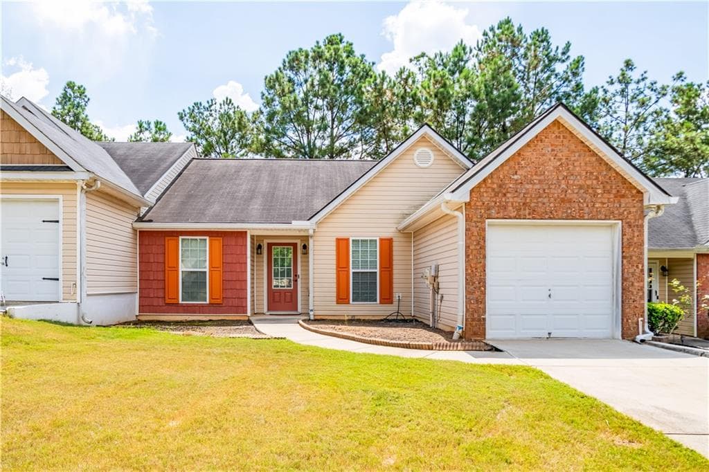 4 bedroom, 2 bathroom, 1,181 sq ft townhouse for sale at 5503 Union Pointe Place, Union City, GA 30291 — photo 4