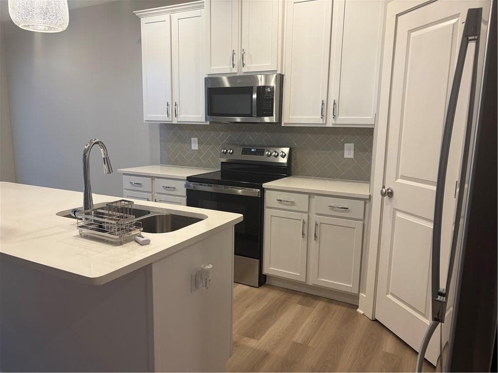 3 bedroom, 3 bathroom, 1,808 sq ft townhouse for rent at 2486 Honey Way, Conyers, GA 30013 for $2,550 a month — photo 6
